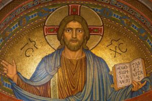 Cristo Rey del Universo: La Historia Detrás de la Celebración»
