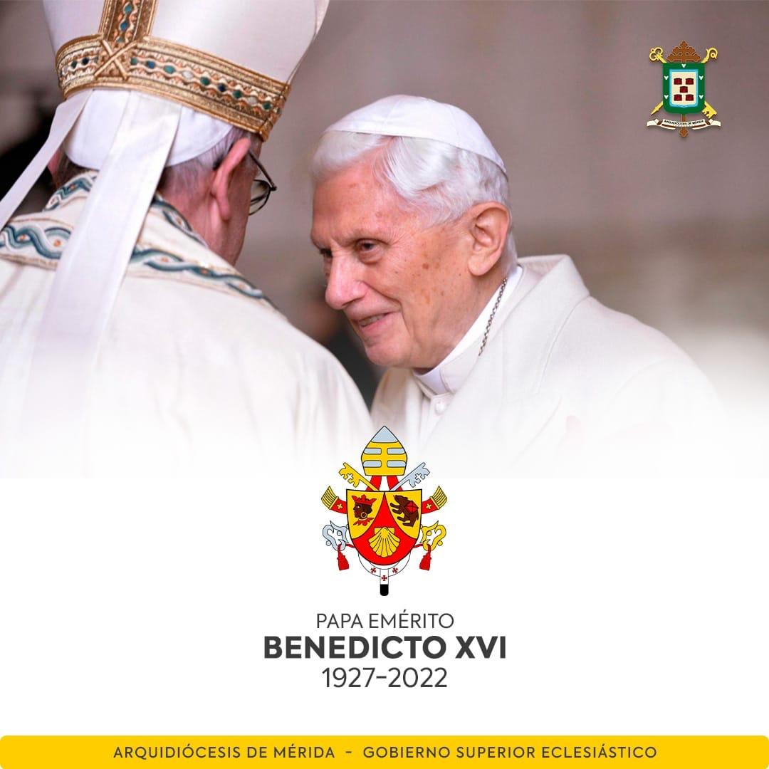 HA MUERTO BENEDICTO XVI! - Camino y Oración
