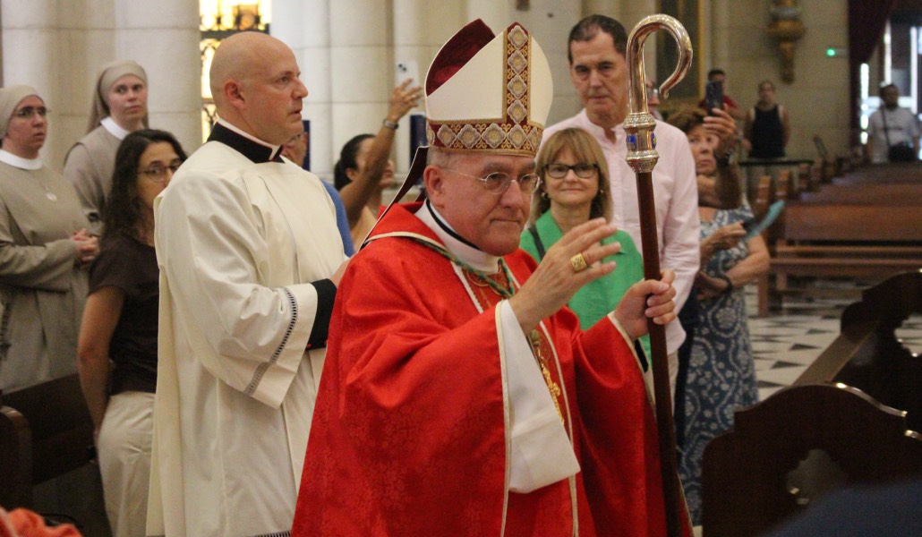 Unidad Iglesia con Papa